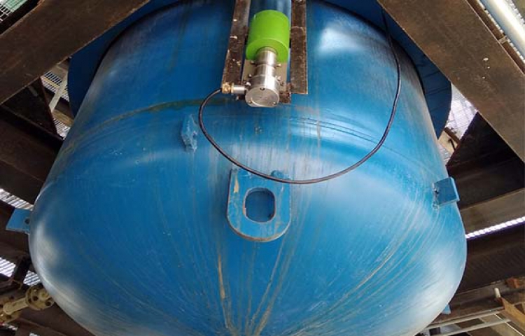 Na-22放射性儀表搪玻璃水解反應器安裝現(xiàn)場